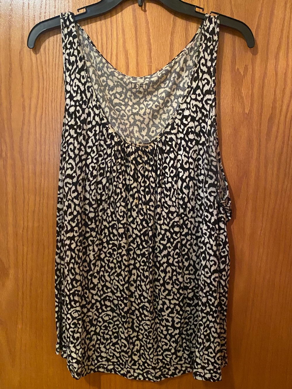 LOFT Black and Cream Animal Print Sleeveless Tank - Size XL